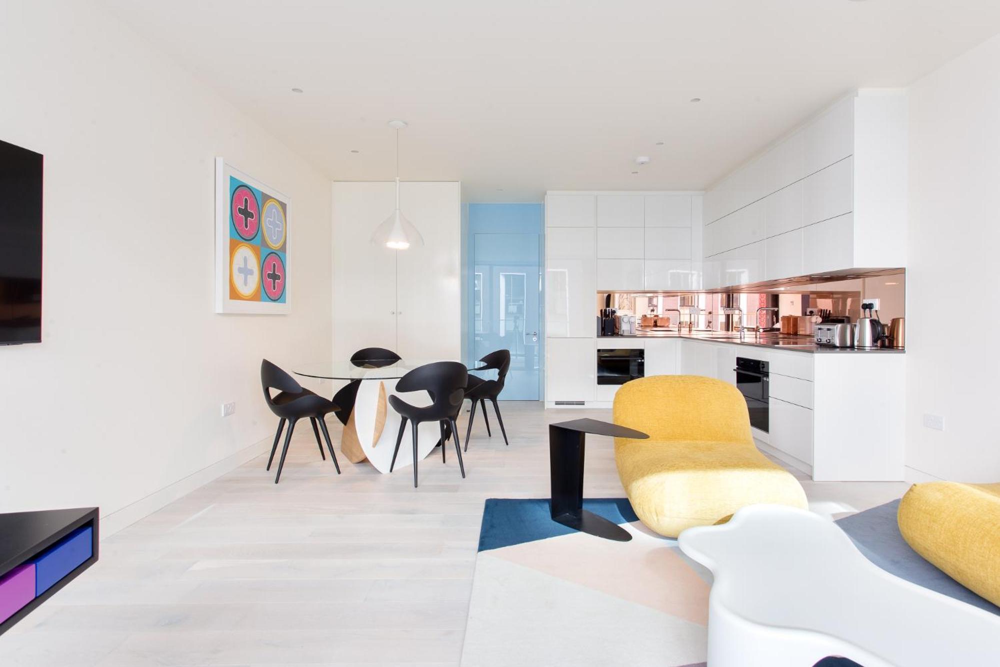Designer In Mayfair/regent Street *